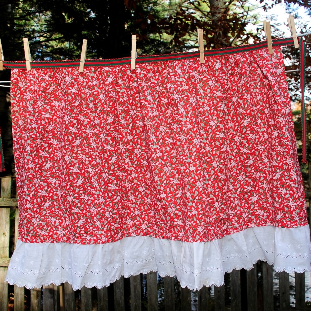 VTG 70's Christmas Handmade Cotton Half Apron